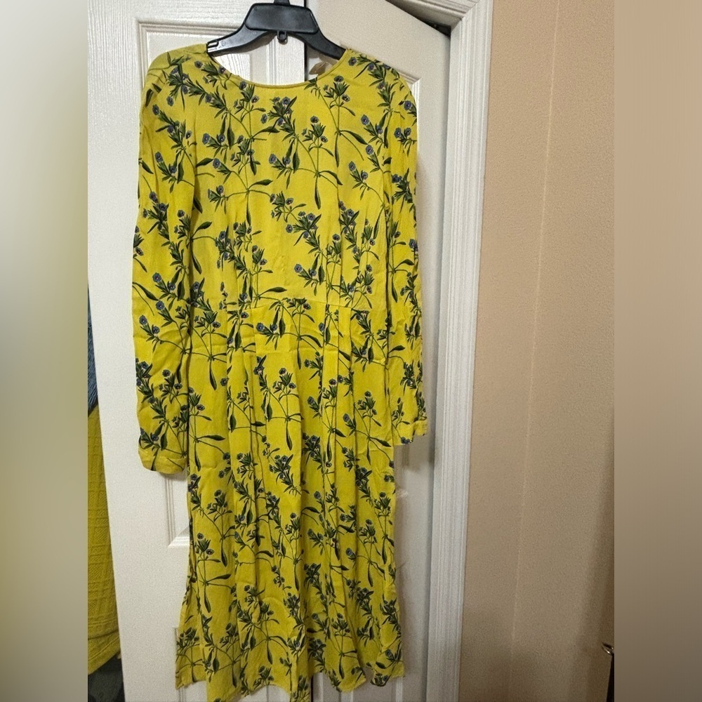 H&M yellow floral midi dress - Picture 3 of 4